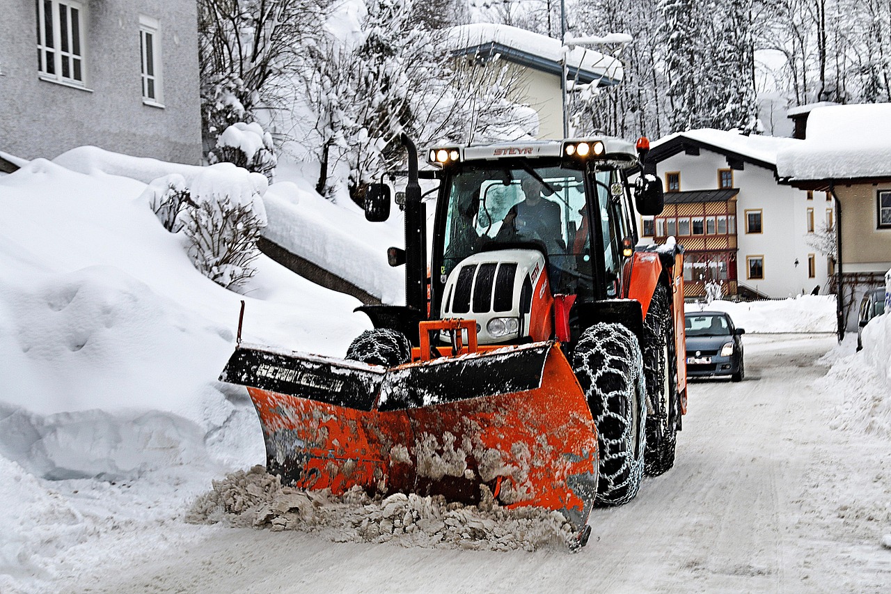 snow plow, clearance service, snow, winter service, winter, cold, road, new zealand, slippery road, gritter, winter landscape, snow shovel, traffic, tractor, tyrol, austria, nature, snow chains, roadway